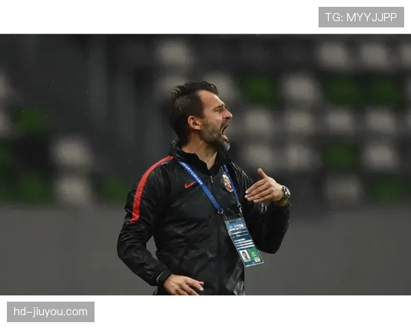 马赛边锋伊斯梅拉·萨尔训练中腿筋受伤，预计赛季报销